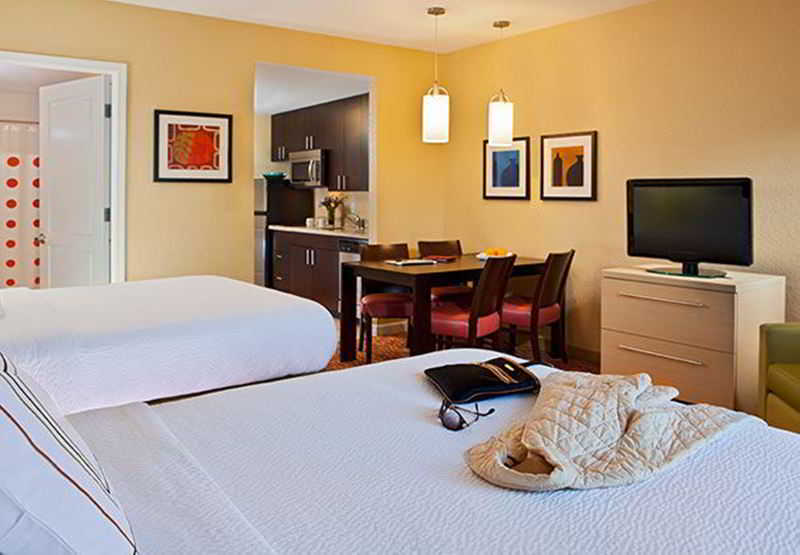Towneplace Suites By Marriott Aberdeen Melrose Addition Bagian luar foto