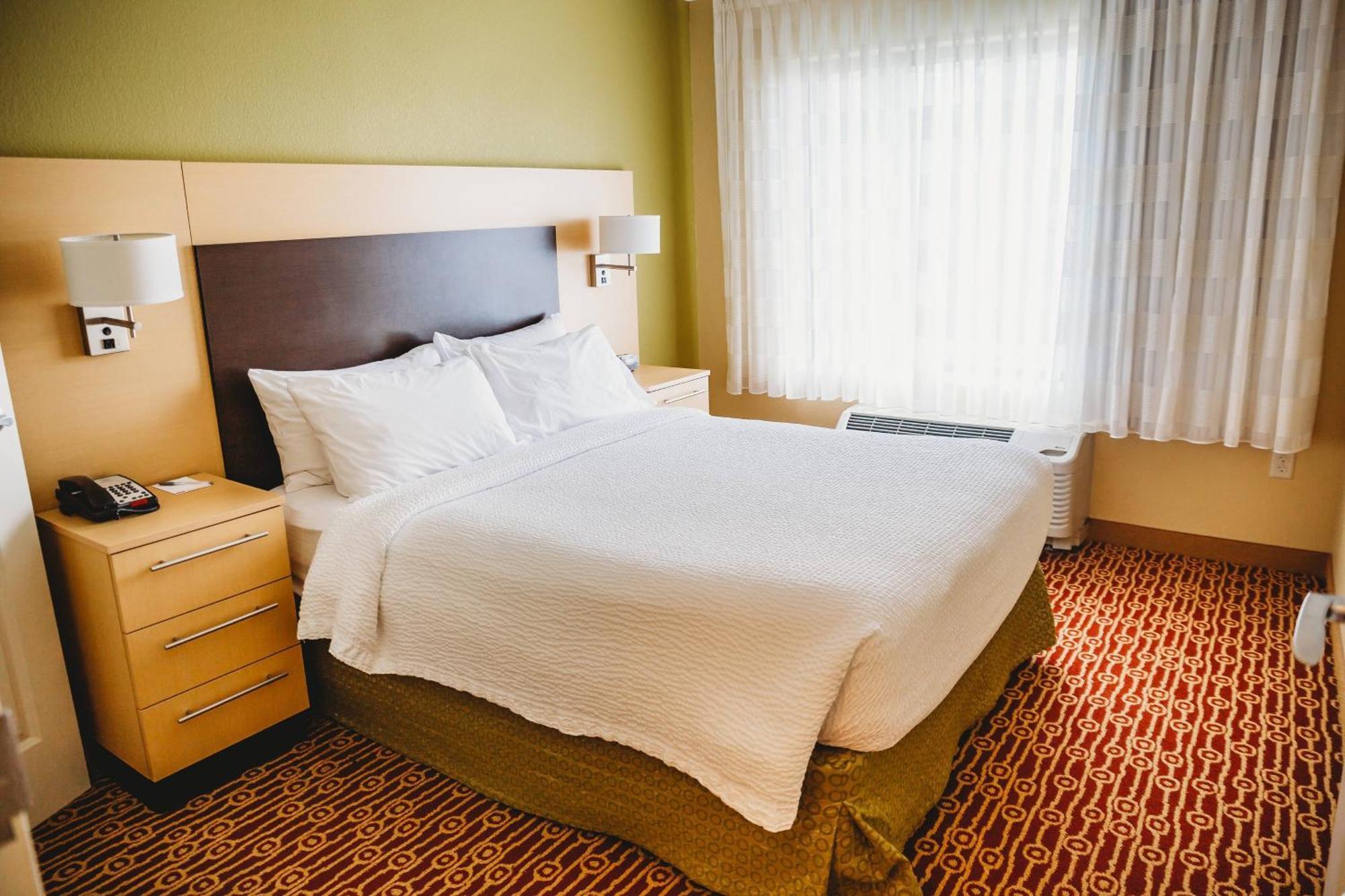 Towneplace Suites By Marriott Aberdeen Melrose Addition Bagian luar foto