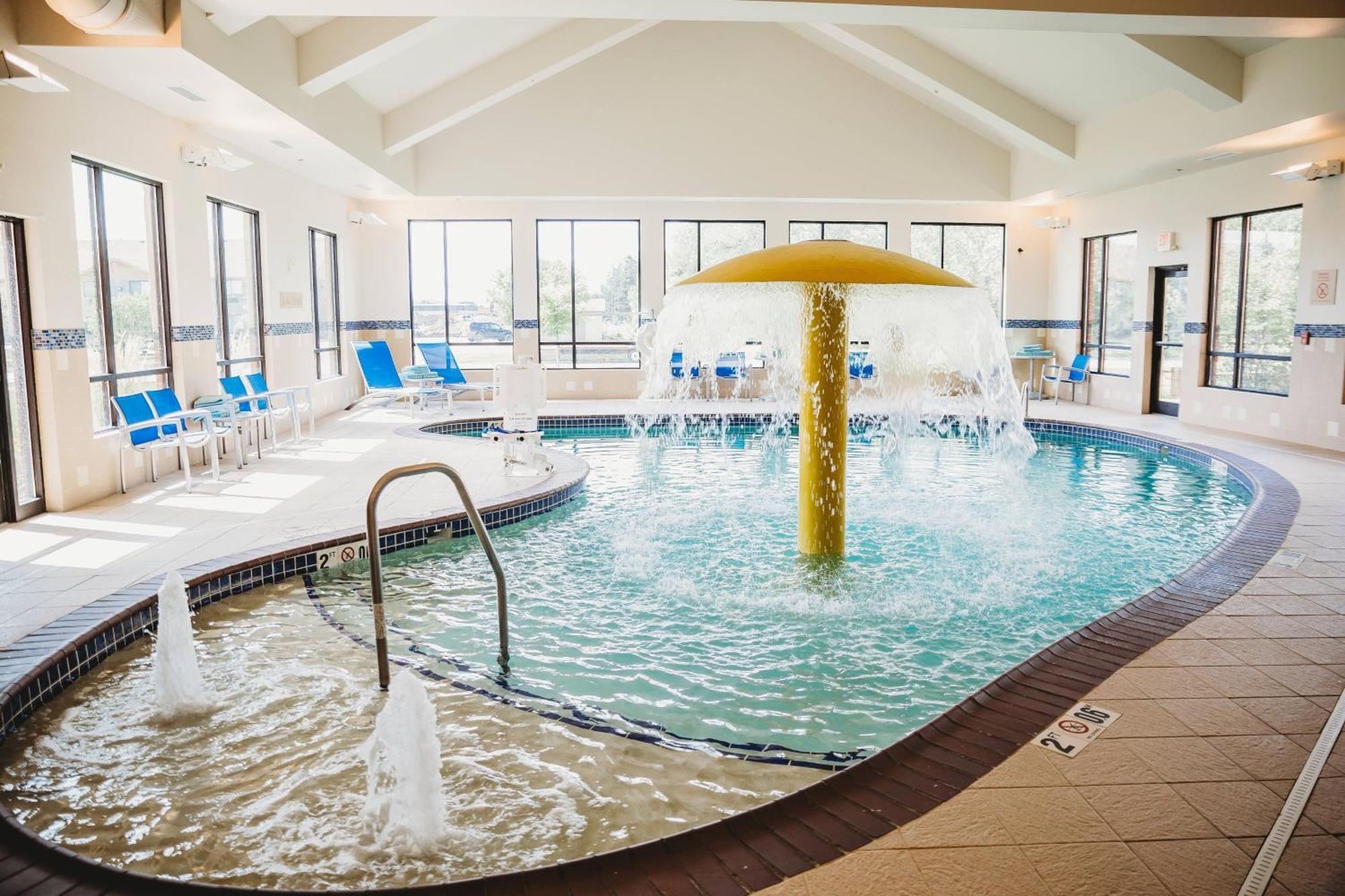 Towneplace Suites By Marriott Aberdeen Melrose Addition Bagian luar foto